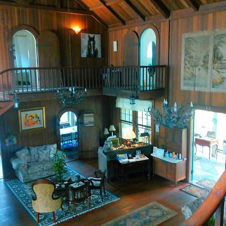 Maureen'S Bed And Breakfast Хило Экстерьер фото