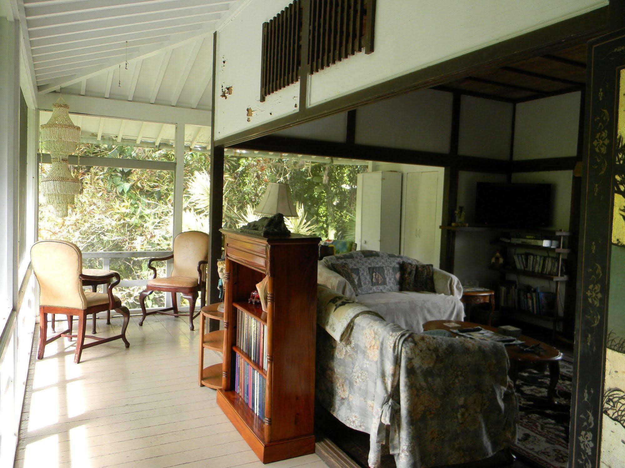 Maureen'S Bed And Breakfast Хило Экстерьер фото